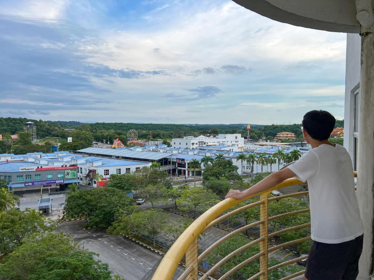 Bayview Suites Port Dickson By Maison Екстериор снимка